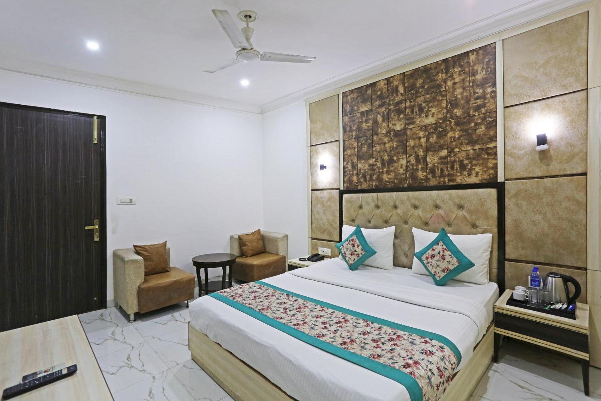 Hotel Almora Sky Near By Delhi International Airport With - Free Airport Pickup And Drop Nuova Delhi Esterno foto